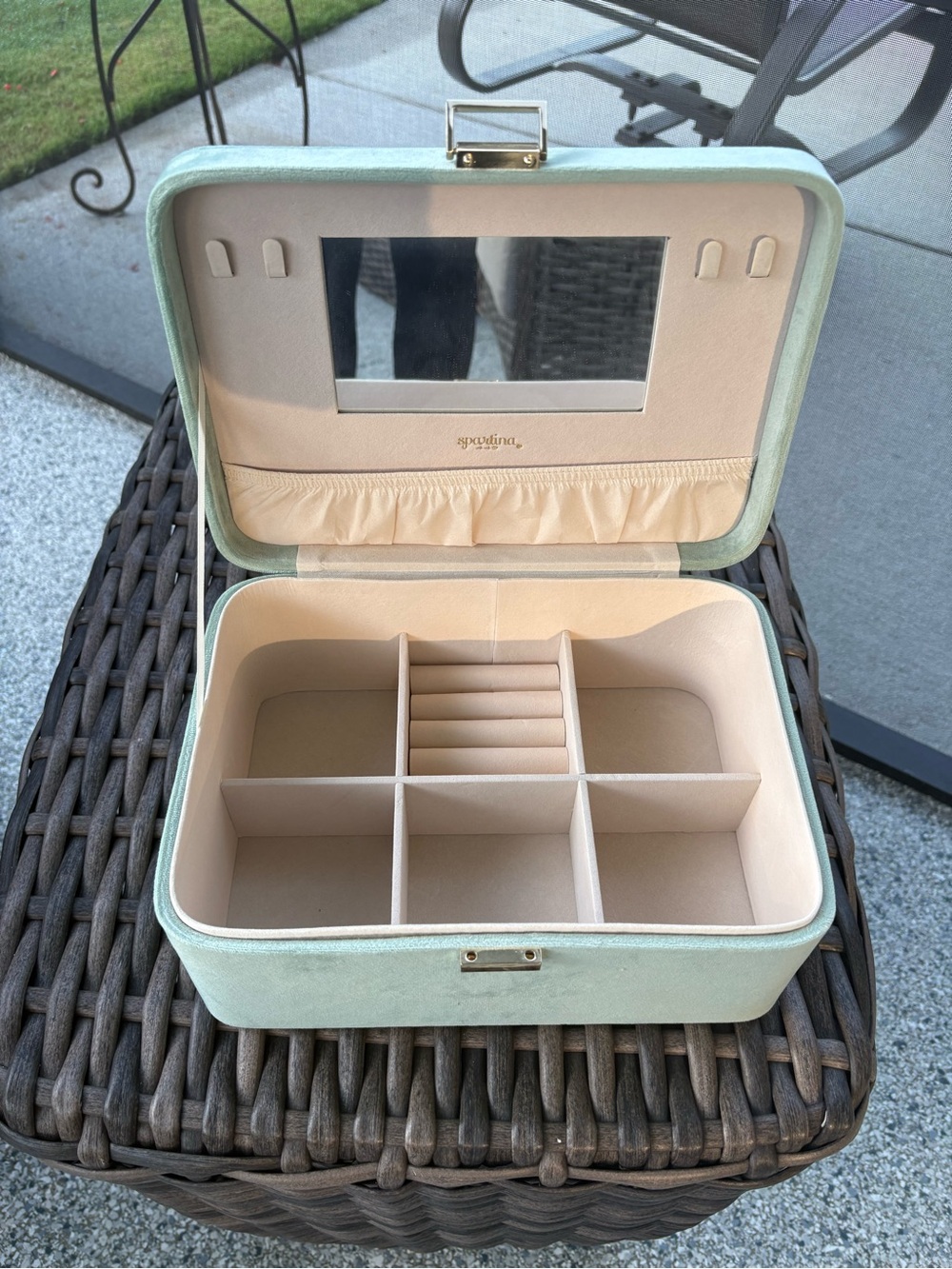 Spartina 449 Mint Green Jewelry Box with Gold Hardware - Picture 4 of 5